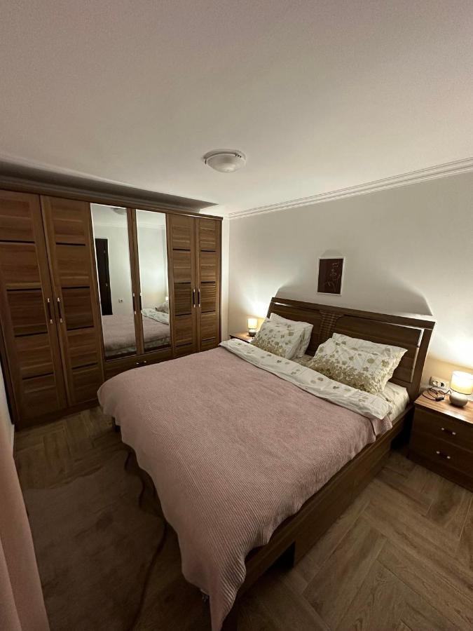 Apartmani Emily & Jully Никшич Экстерьер фото