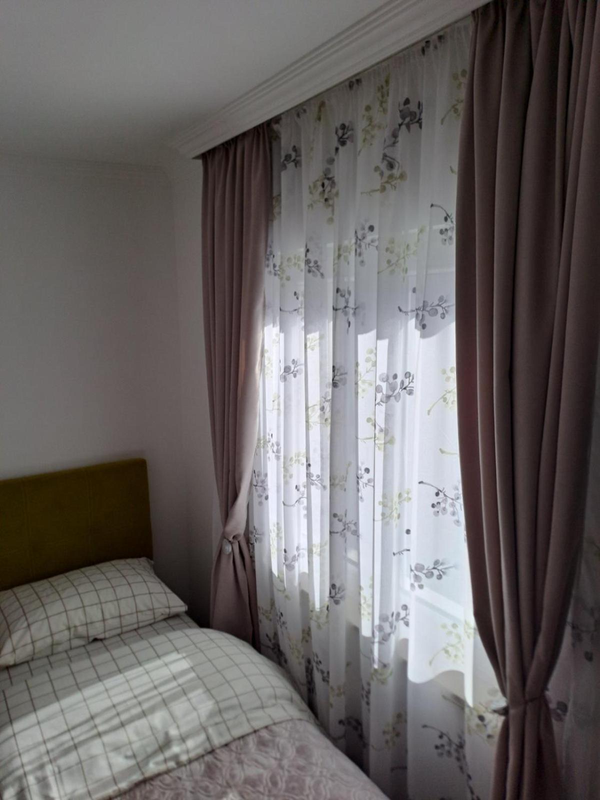 Apartmani Emily & Jully Никшич Экстерьер фото